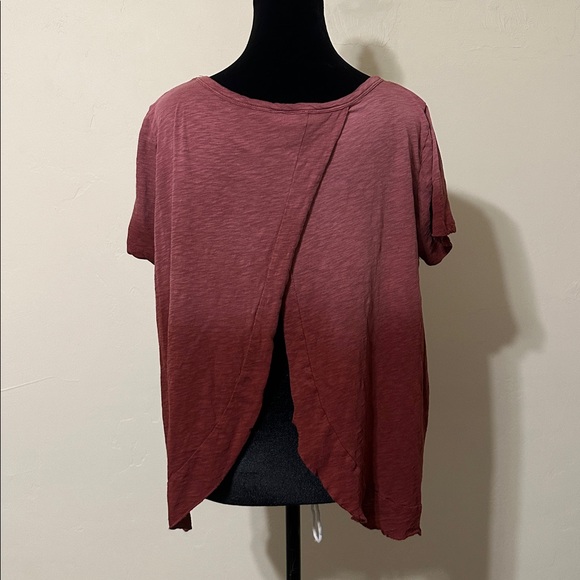 Open Back Ombré Top - Picture 2 of 5